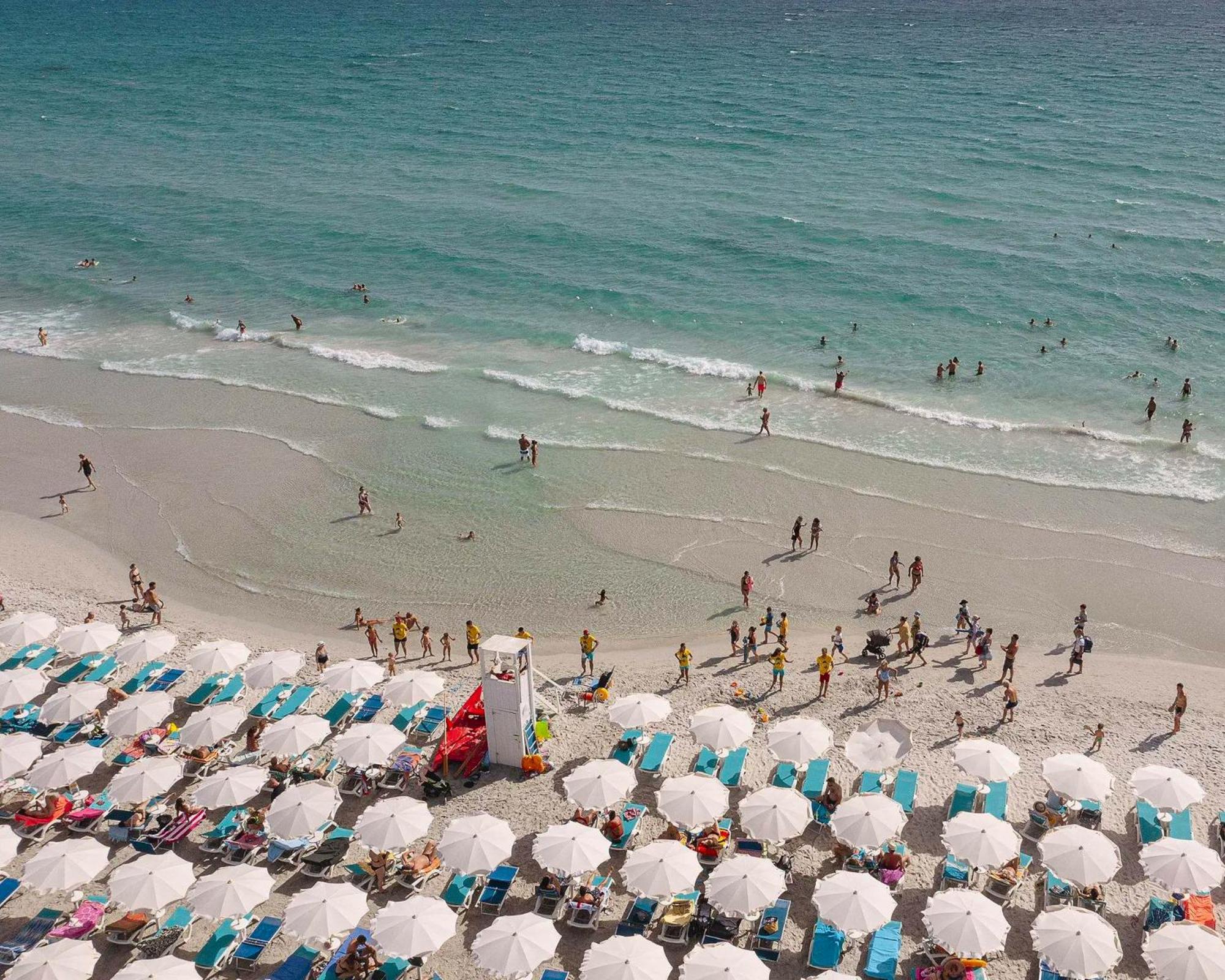 Zeta Club San Teodoro Le Rose Hotel Bagian luar foto