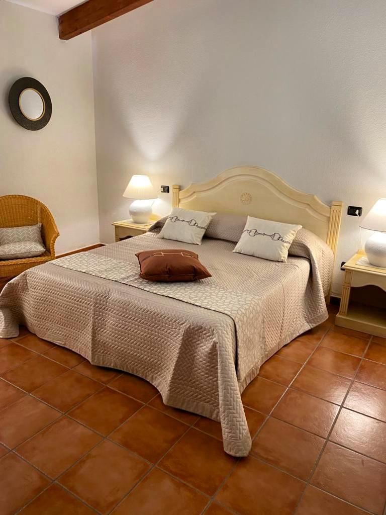 Zeta Club San Teodoro Le Rose Hotel Bagian luar foto