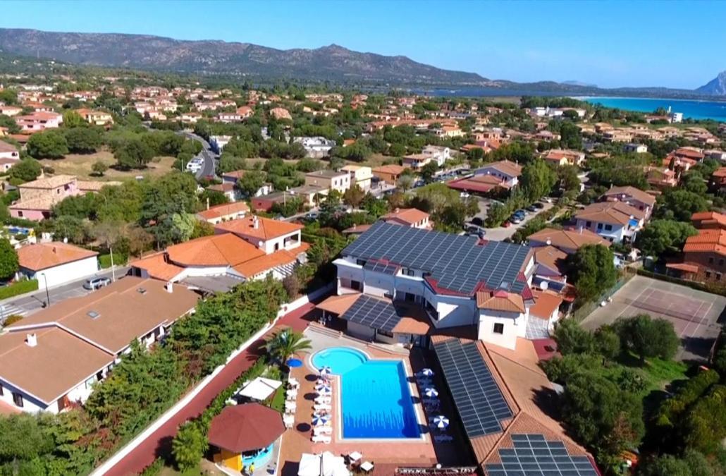 Zeta Club San Teodoro Le Rose Hotel Bagian luar foto
